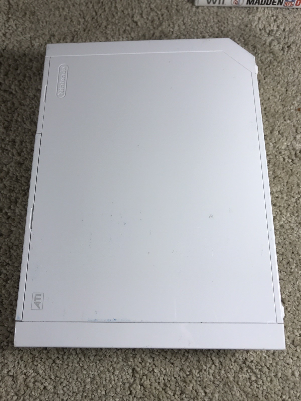 Nintendo Wii White Console w/ Controller, 6 Games, Cables Tested/Works