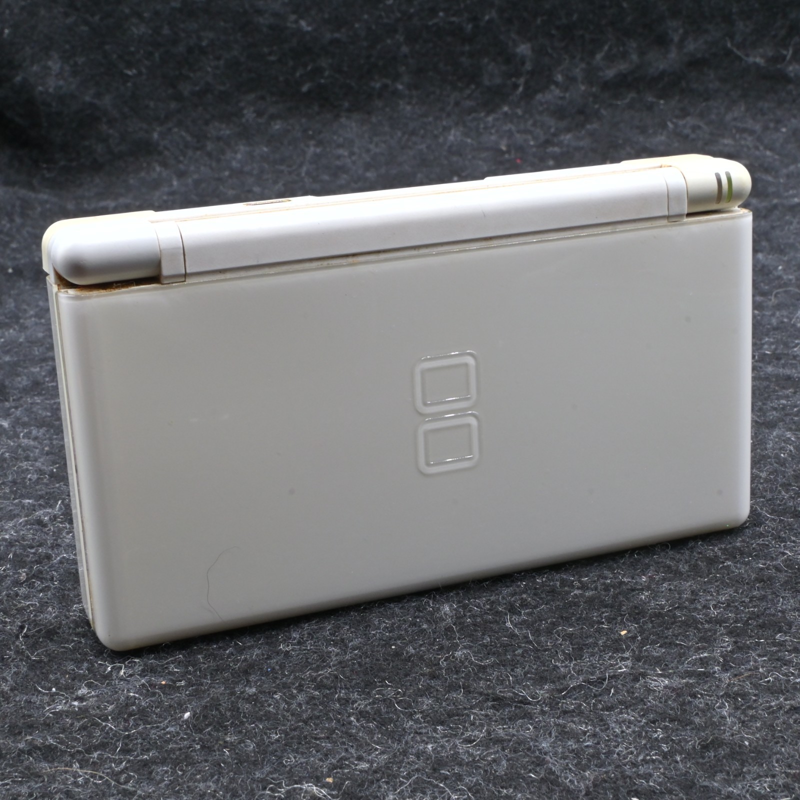 Nintendo DS Lite White Handheld Console USG-001 Console Only (No Charger/stylus)
