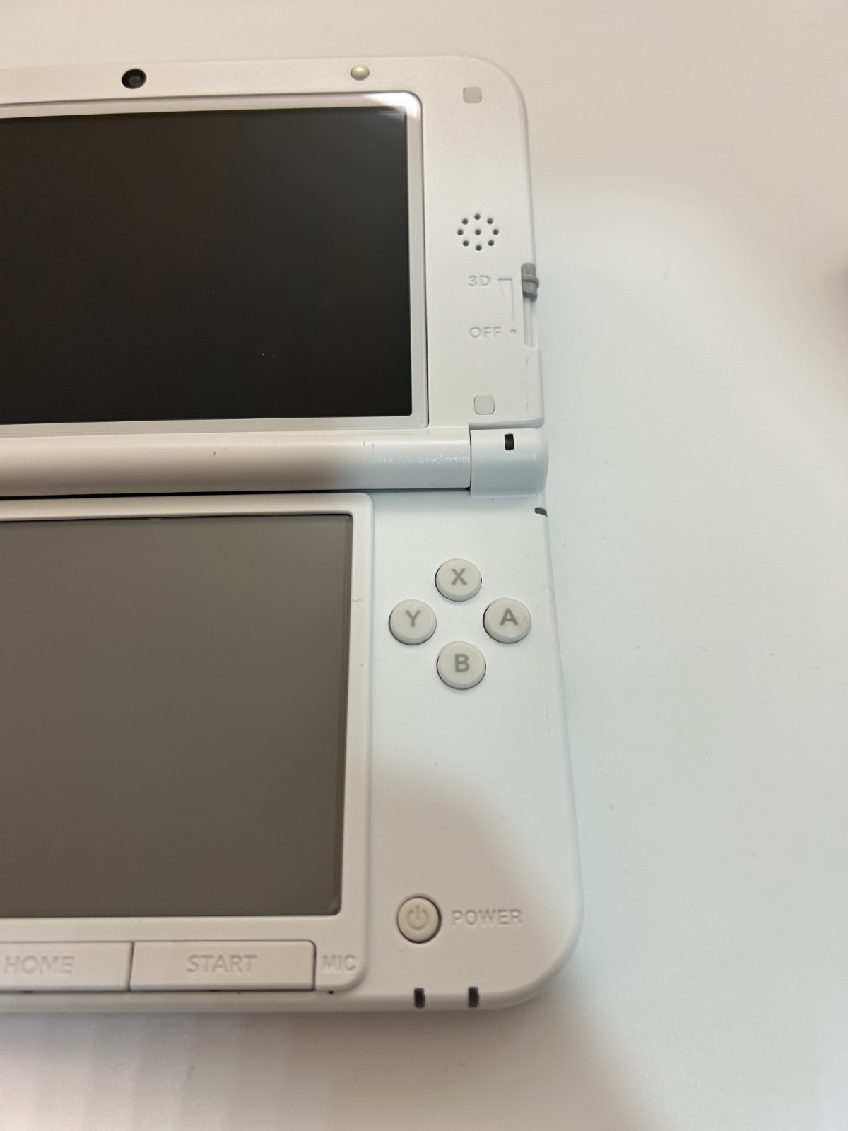 [A-rank] Nintendo 3DS LL console Disney Magic Castle with Charger/Stylus