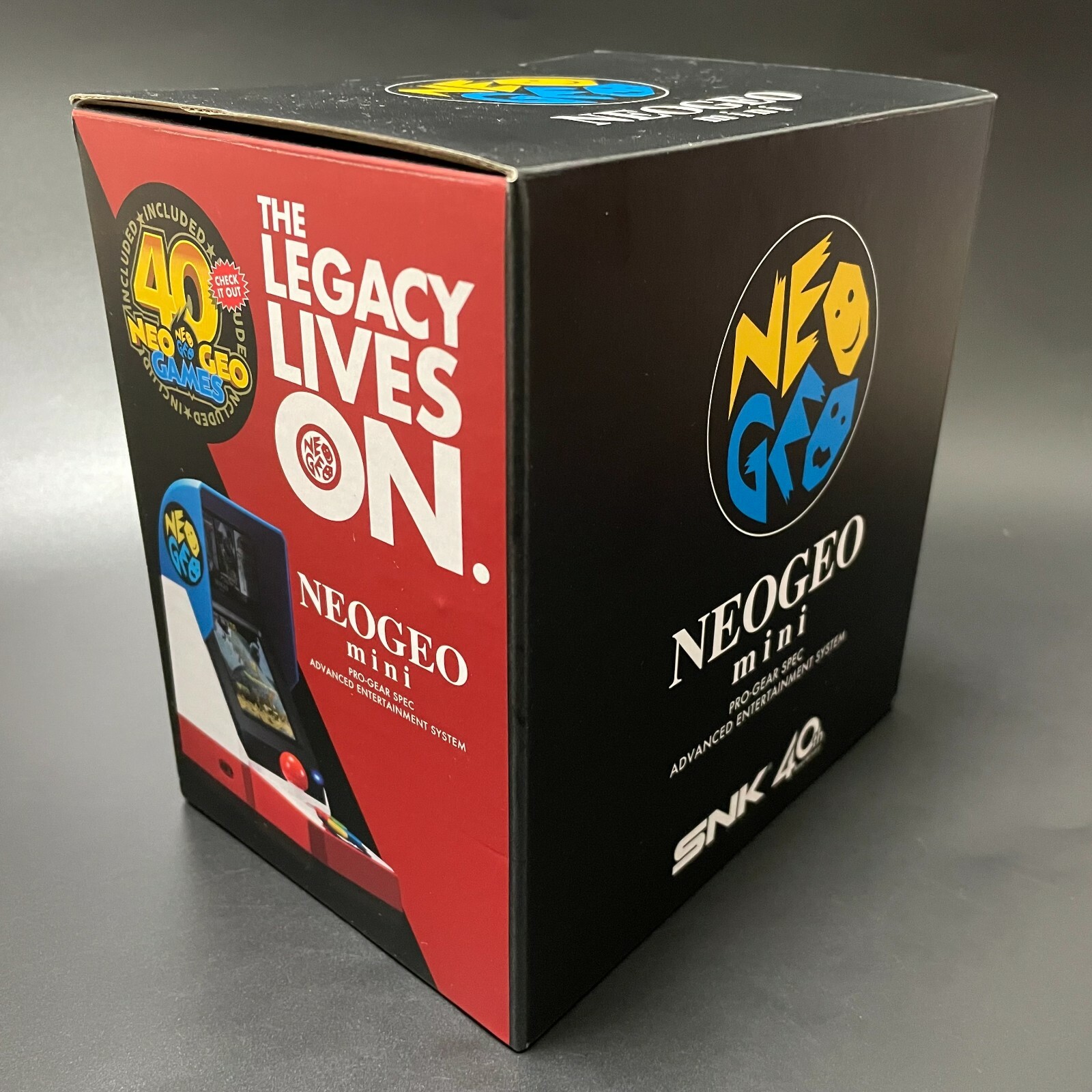 SNK NEOGEO Mini 40th Anniversary Game Console (FM1J2X1800) Excellent Conditions!