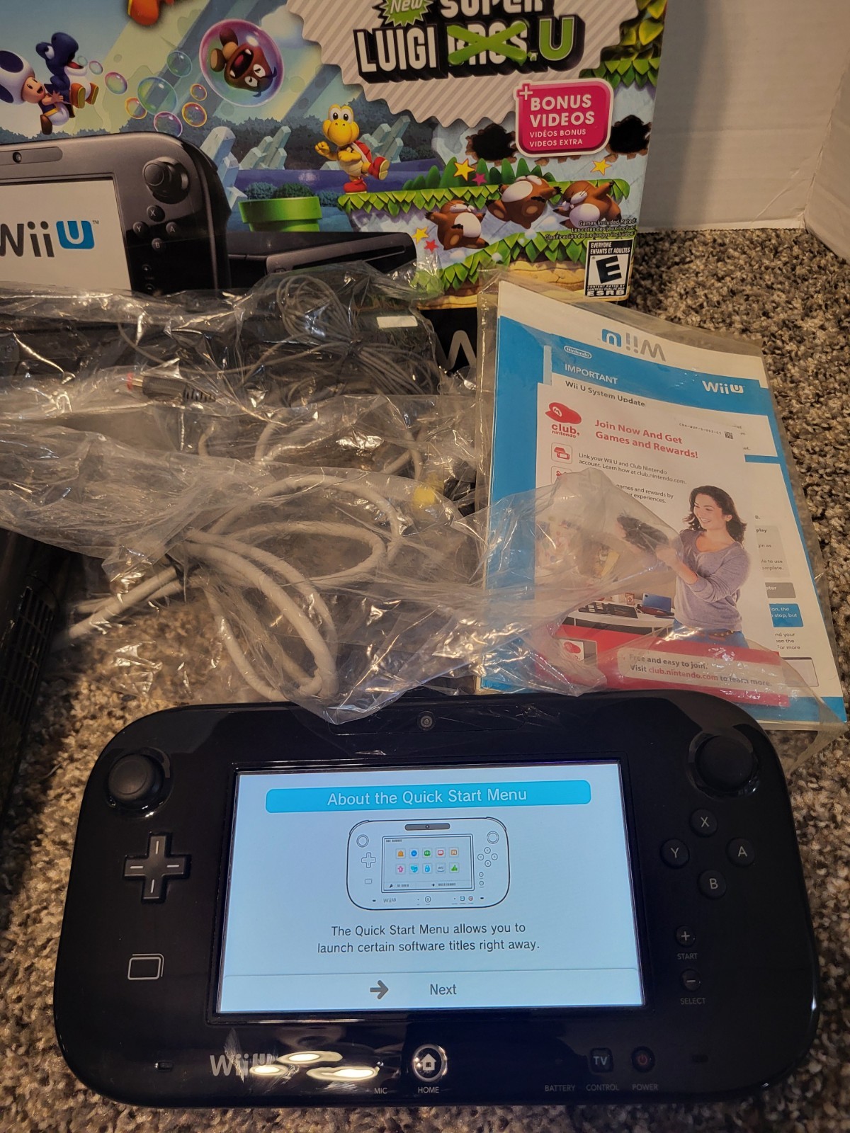 Nintendo Wii U Deluxe New Super Mario Bros. U Edition & Zelda Wind Waker Hd Game
