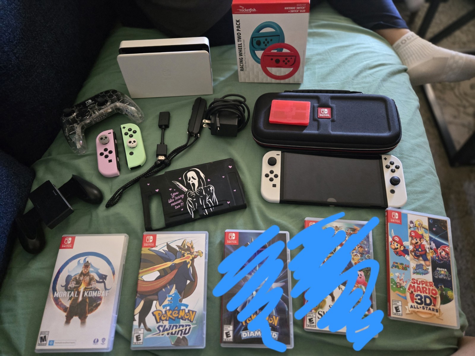 Nintendo Switch OLED Model – 64GB/White (HEGSKAAAA)