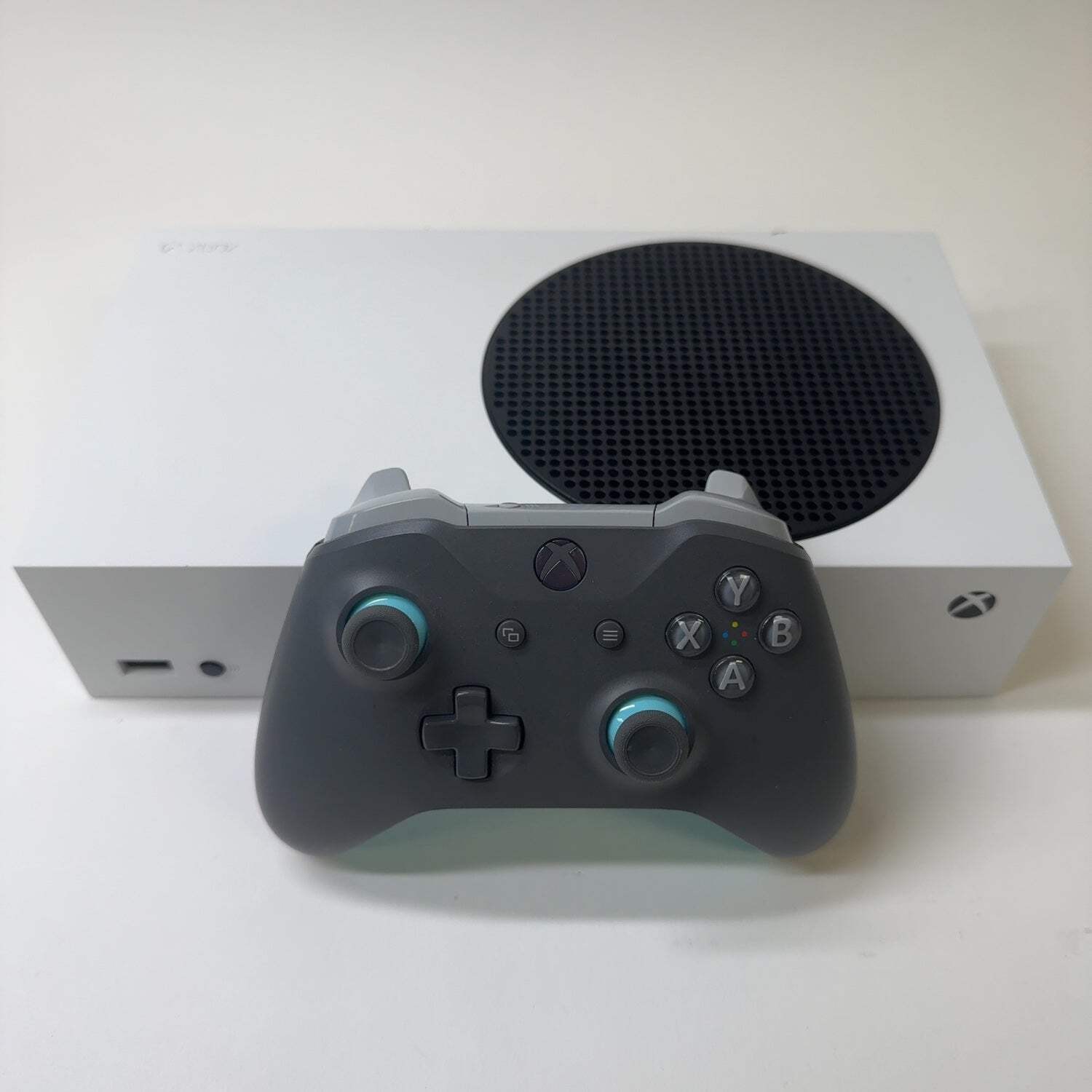 Microsoft Xbox Series S 512GB Console Gaming System Robot White 1883