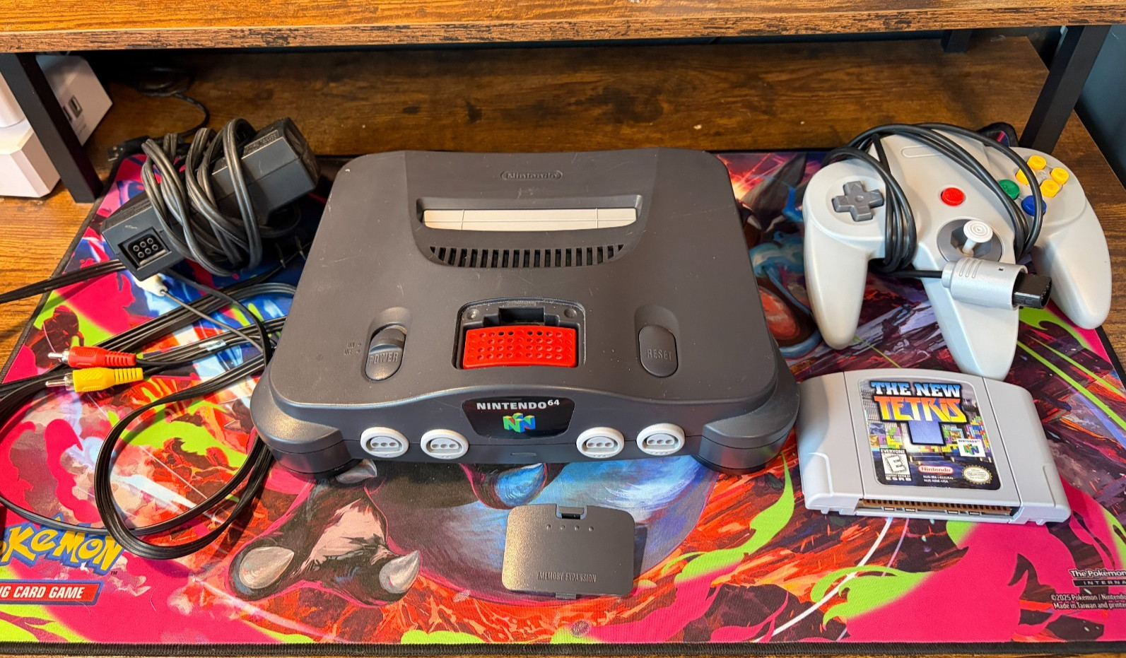 Nintendo 64 Home Console – Black with expansion pack and Tetris