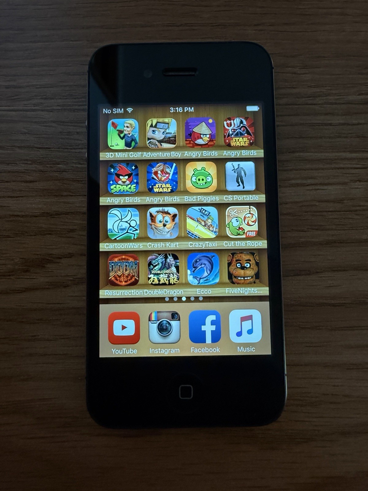 64 Games Infinity Blade Voltron Resident Evil Final Fantastic Vii Iphone 4s