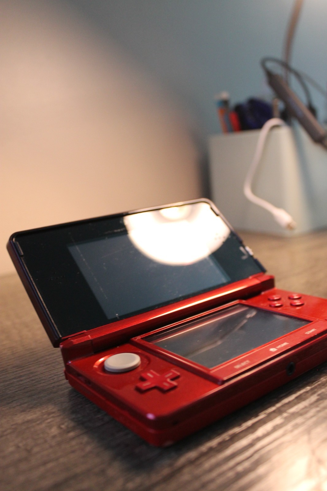 Nintendo 3DS Handheld System – Flame Red – 8GB of storage