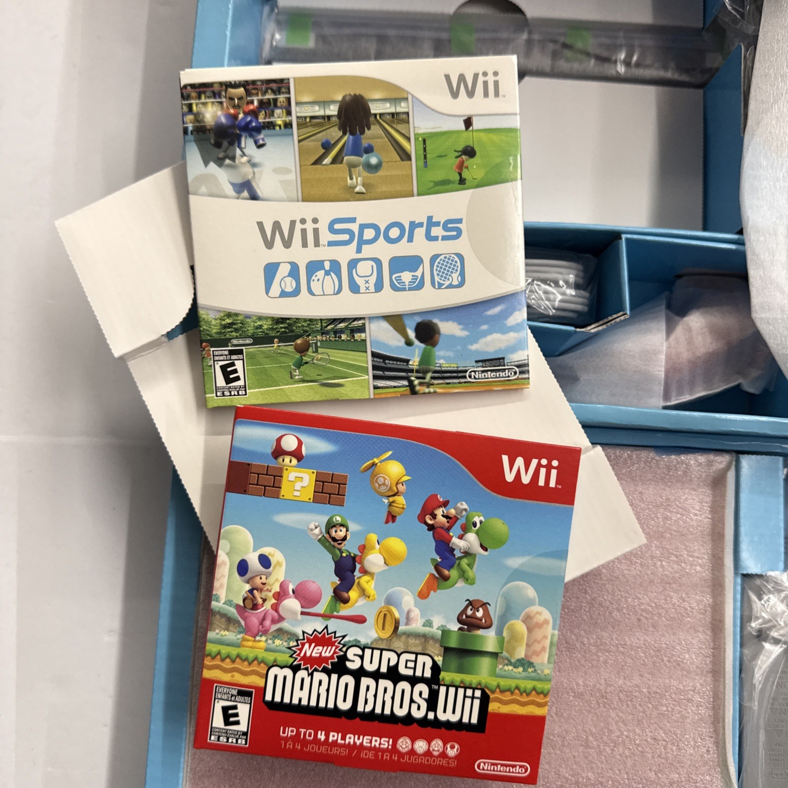 Wii Nintendo Console Bundle 25th Anniversary Red New Super Mario Bros Wii Sports