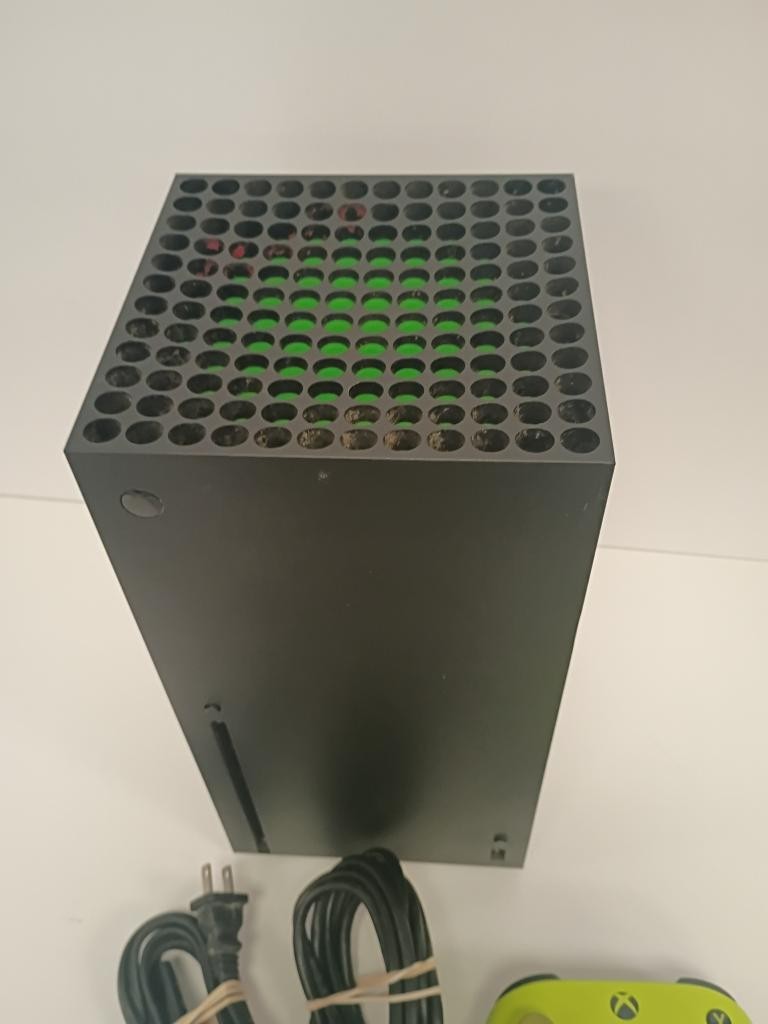 MICROSOFT XBOX SERIES X – CONSOLE – 1TB – 1882 (P04024615)