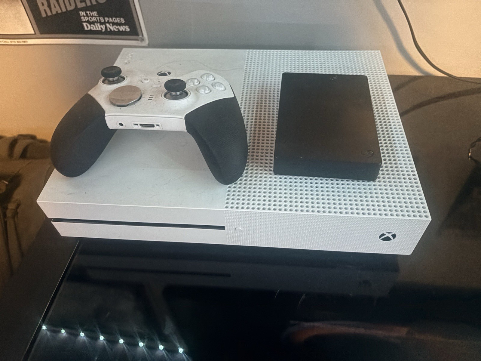 Xbox One S With Seagate 4tb Hard Drive, 2 Elite Controllers (READ DESCRIPTION)