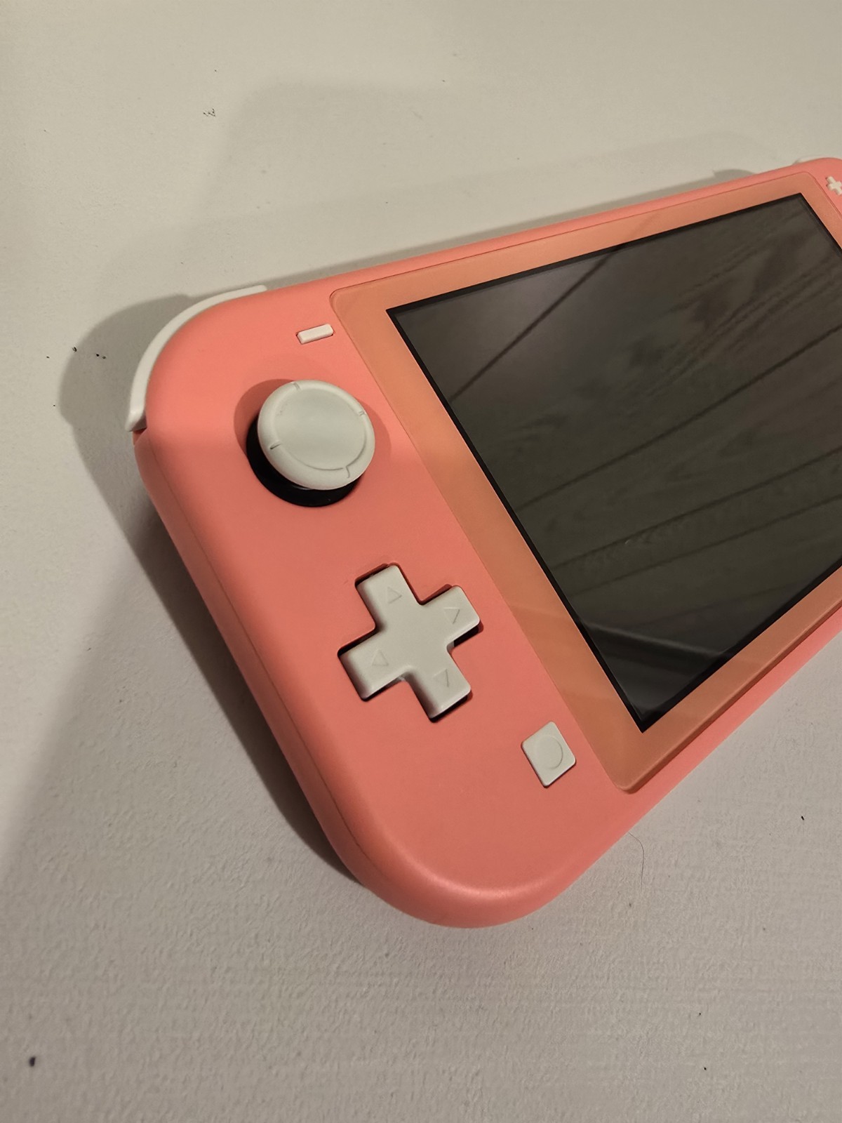 Nintendo Switch Lite 32GB Handheld Console Works Perfect. 128G SD Card & Case