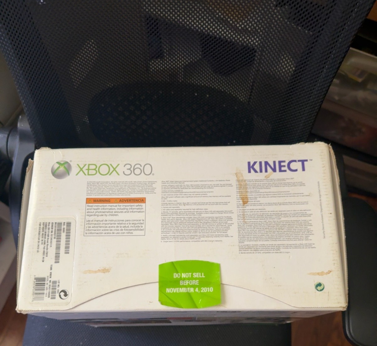 Microsoft Xbox 360 S 4GB Kinect Console Complete in Box CIB Tested Working