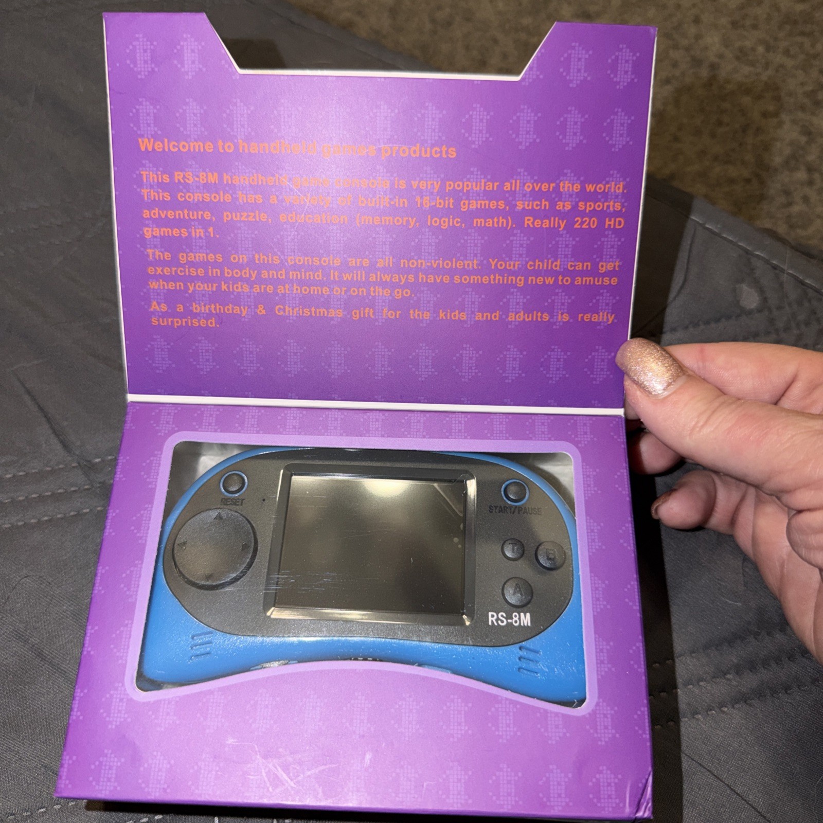 RS-8M Pocket Handheld Game Console