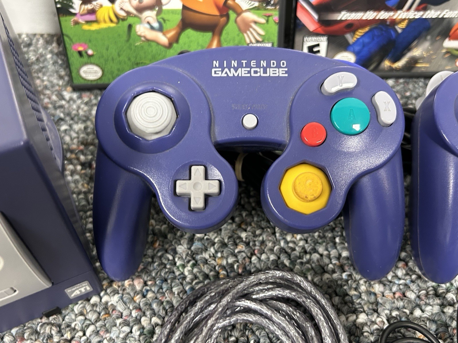 Nintendo Game Cube Console with 4 Controllers Mario Kart Double Dash DOL-001