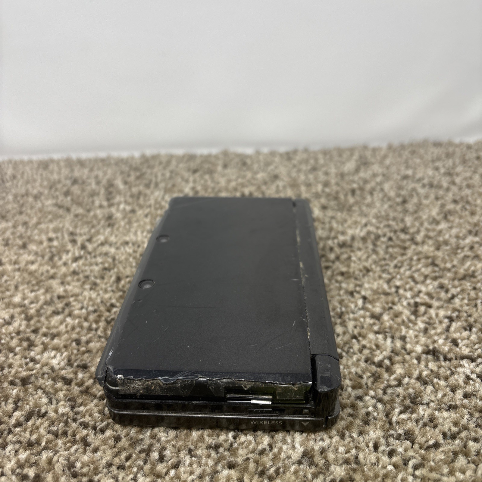 Nintendo 3DS Cosmo Black System – For Parts Or Repair