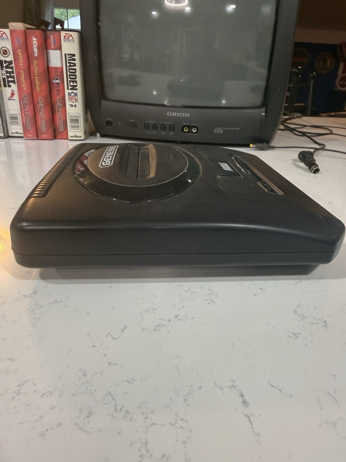 Sega Genesis Model 2 Console Bundle OEM Controllers Sonic 2 Mortal Kombat Tested