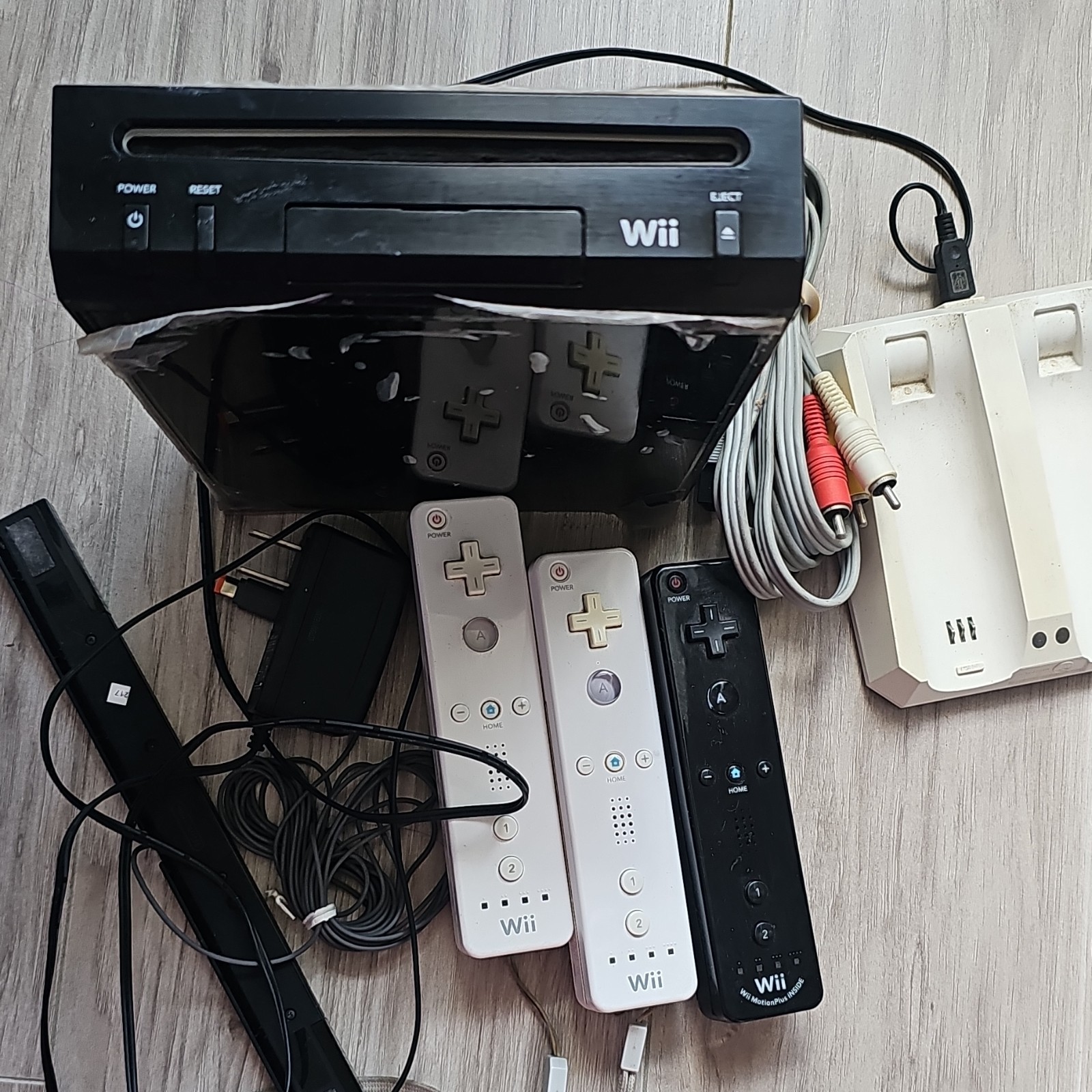 Nintendo Wii Video Game Consoles and Cables Set for Parts Only