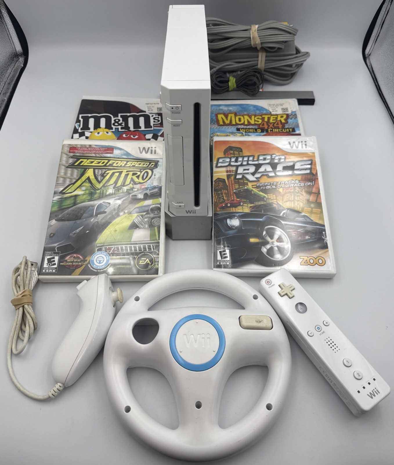 Nintendo Wii Console RVL-001 Bundle w/ Wheel, Controller & 4 Games – Tested