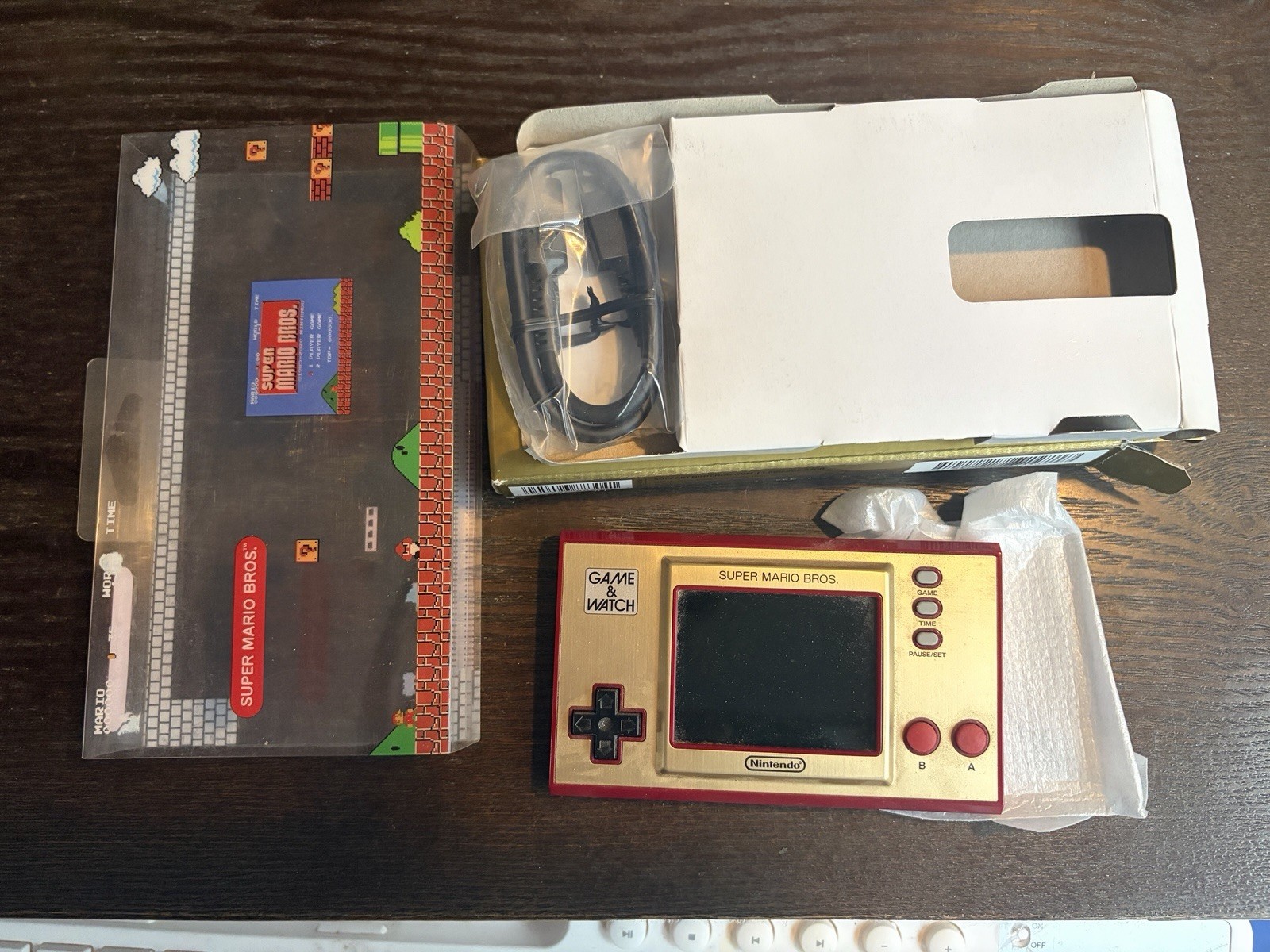 Nintendo Game & Watch Bundle: Super Mario Bros + Legend of Zelda Color Screen