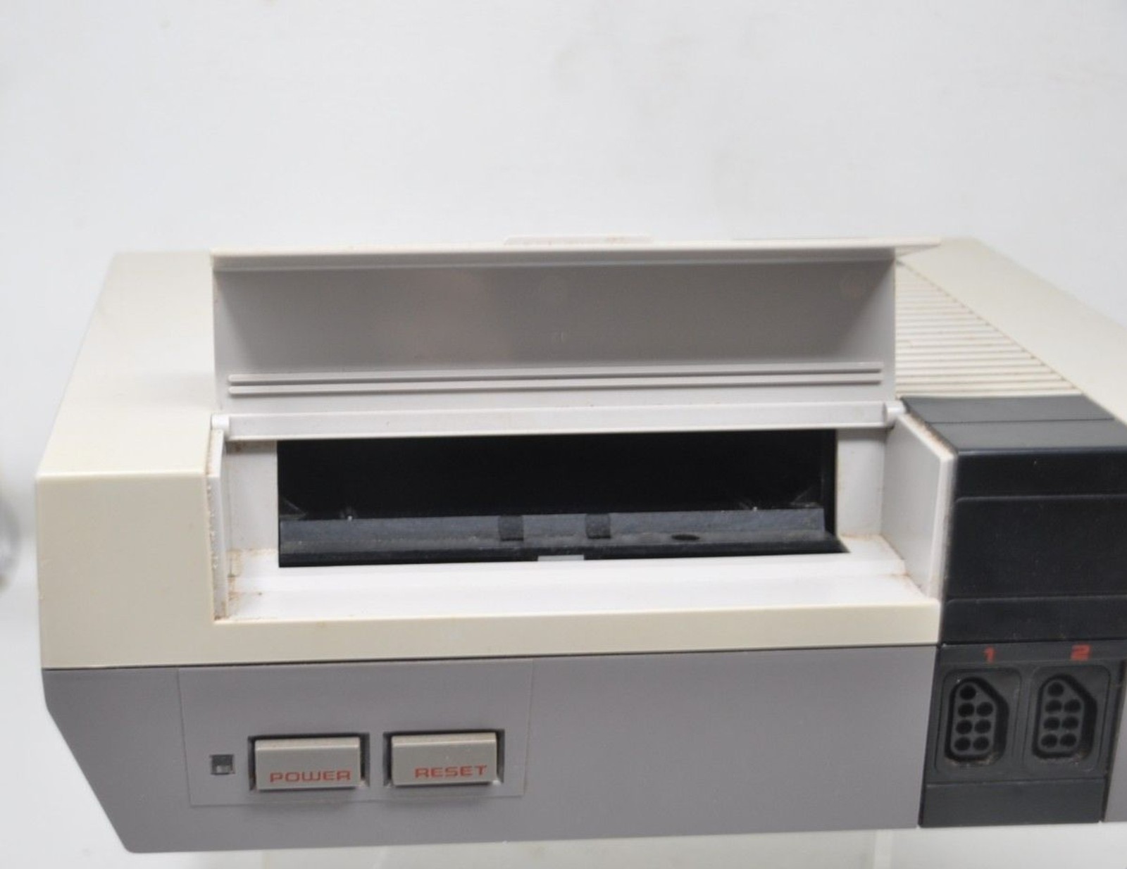 Nintendo NES-001 Console & Accessories Zapper Gun Controller RF Switch Power Cor