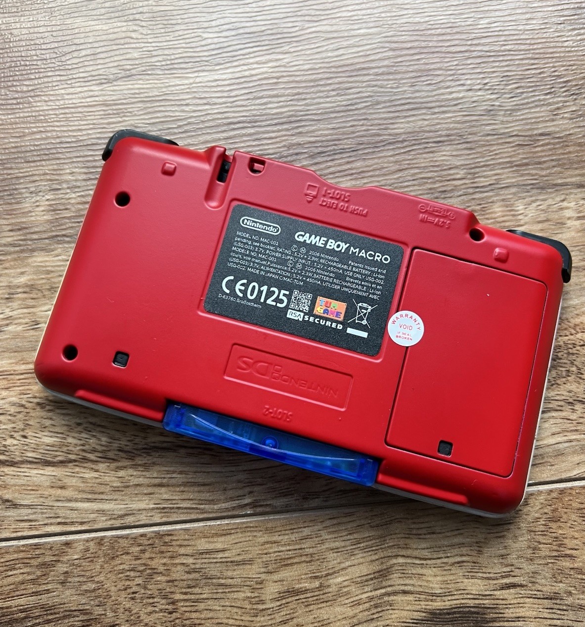 Nintendo Gameboy Macro DS Console Pokemon Pokeball
