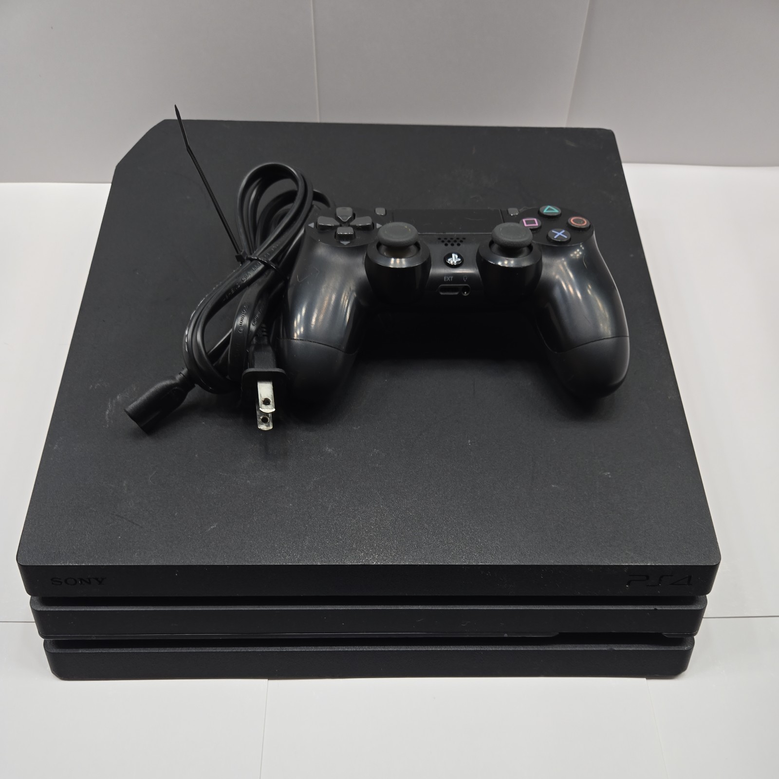 Sony PlayStation 4 Pro 1TB Black