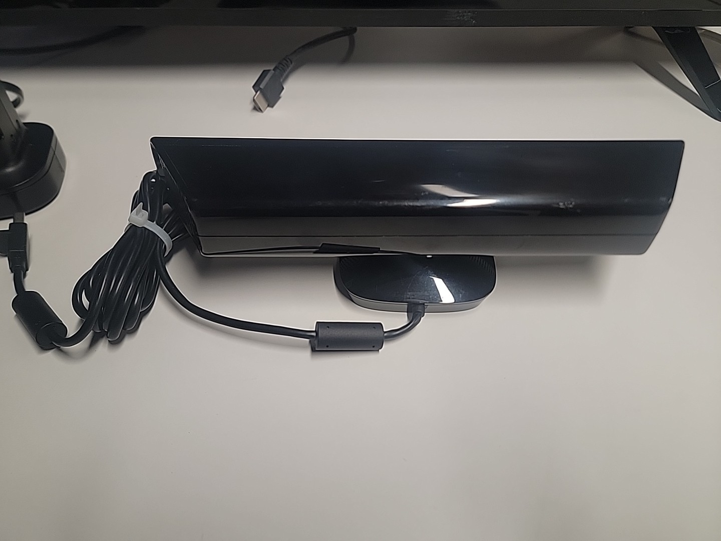 Microsoft Xbox 360 Kinect Bundle 250GB Matte Black Console