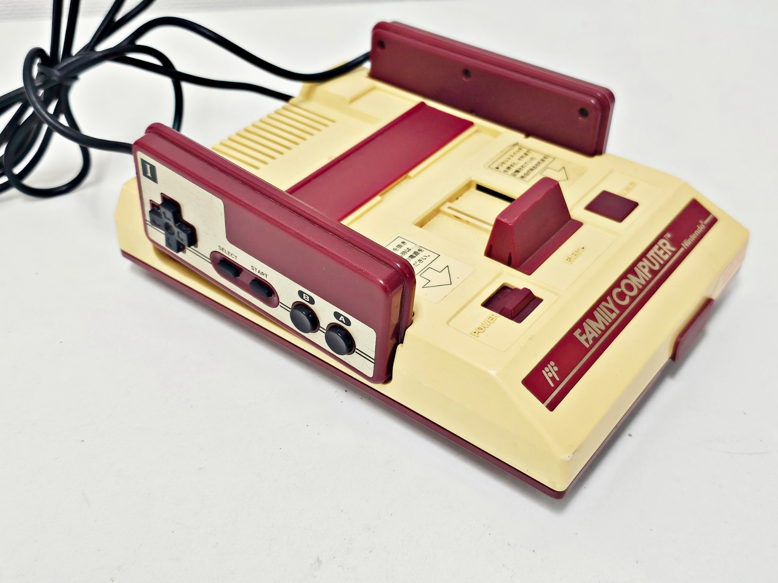 Nintendo Famicom Console 635 Japan