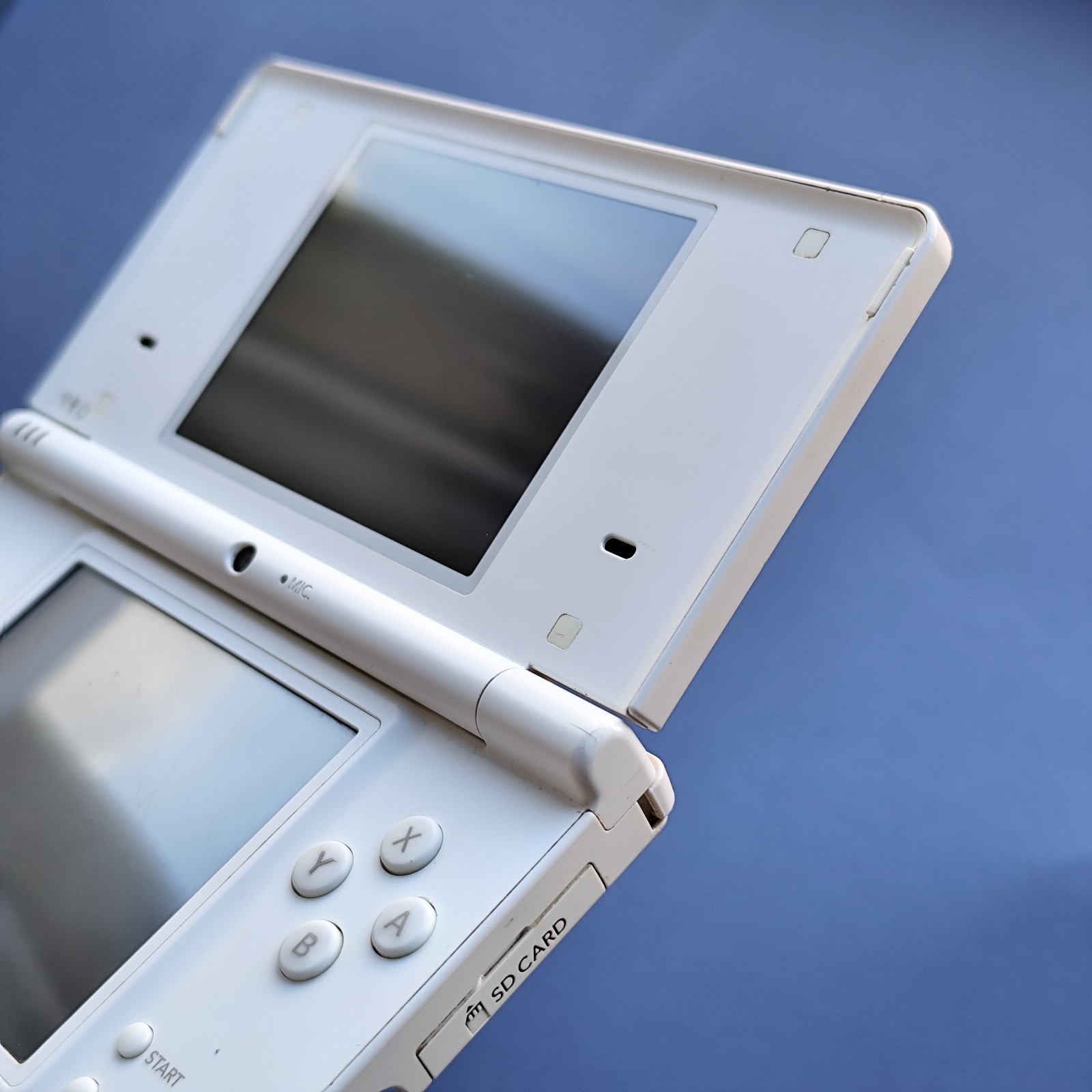 Nintendo DSI White White Console – Mint Screens – Great Condition