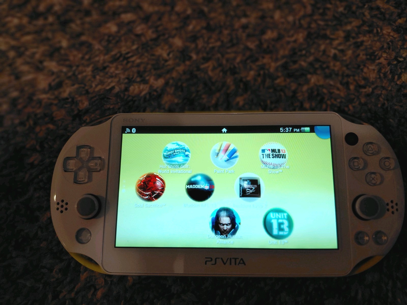 Sony PlayStation Vita Bundle Lot With 15 Games + 8GB card Slim PS VITA Pch-2000