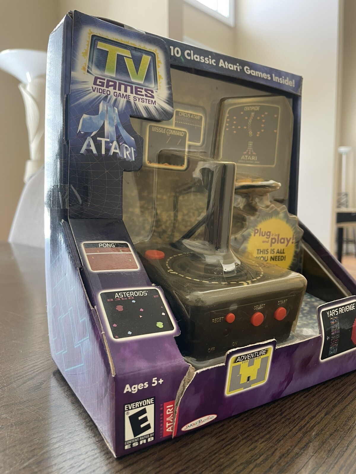 Game Pack Console controller TV Atari New Plug And Play 10 Included New. 2002.