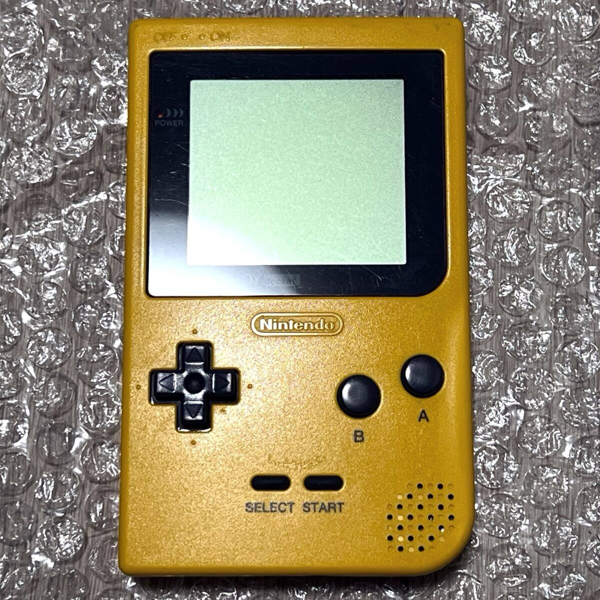 GB GBP Game Boy Pocket Yellow MGB-001 Pocket Pikachu Bundle