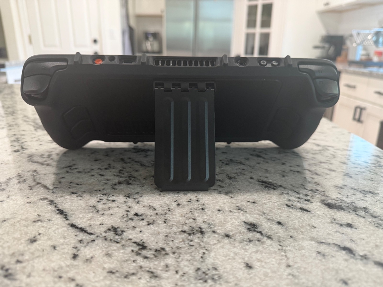 Steam Deck OLED 512GB – Mint Condition – Dbrand Killswitch Bundle, Skin