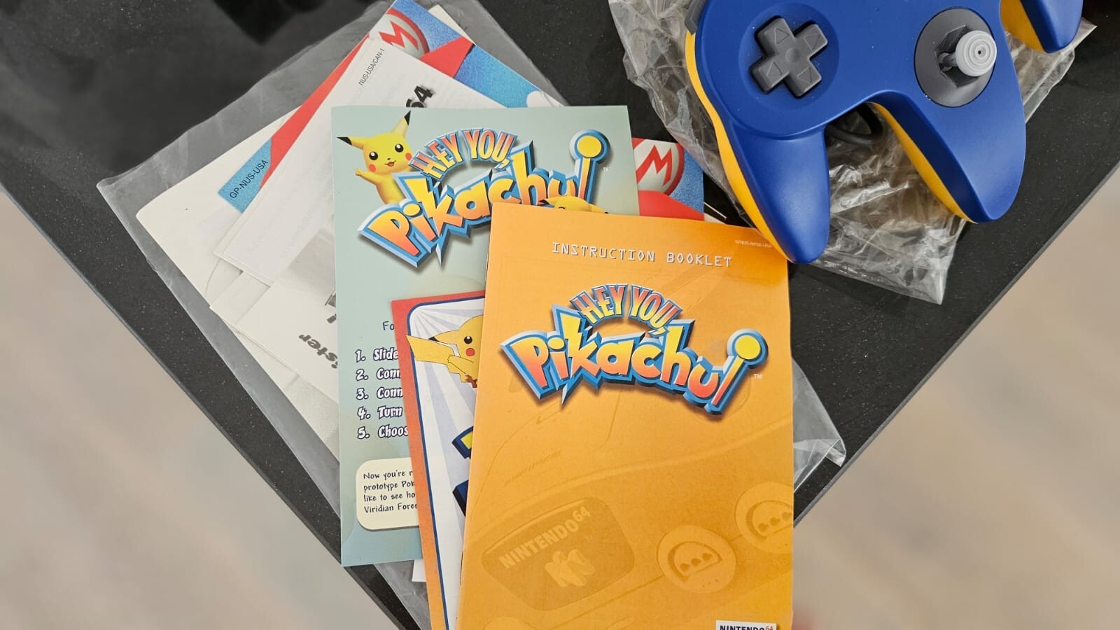 Hey You, Pikachu! Toys R’ Us Pokemon Nintendo 64 IN BOX COMPLETE
