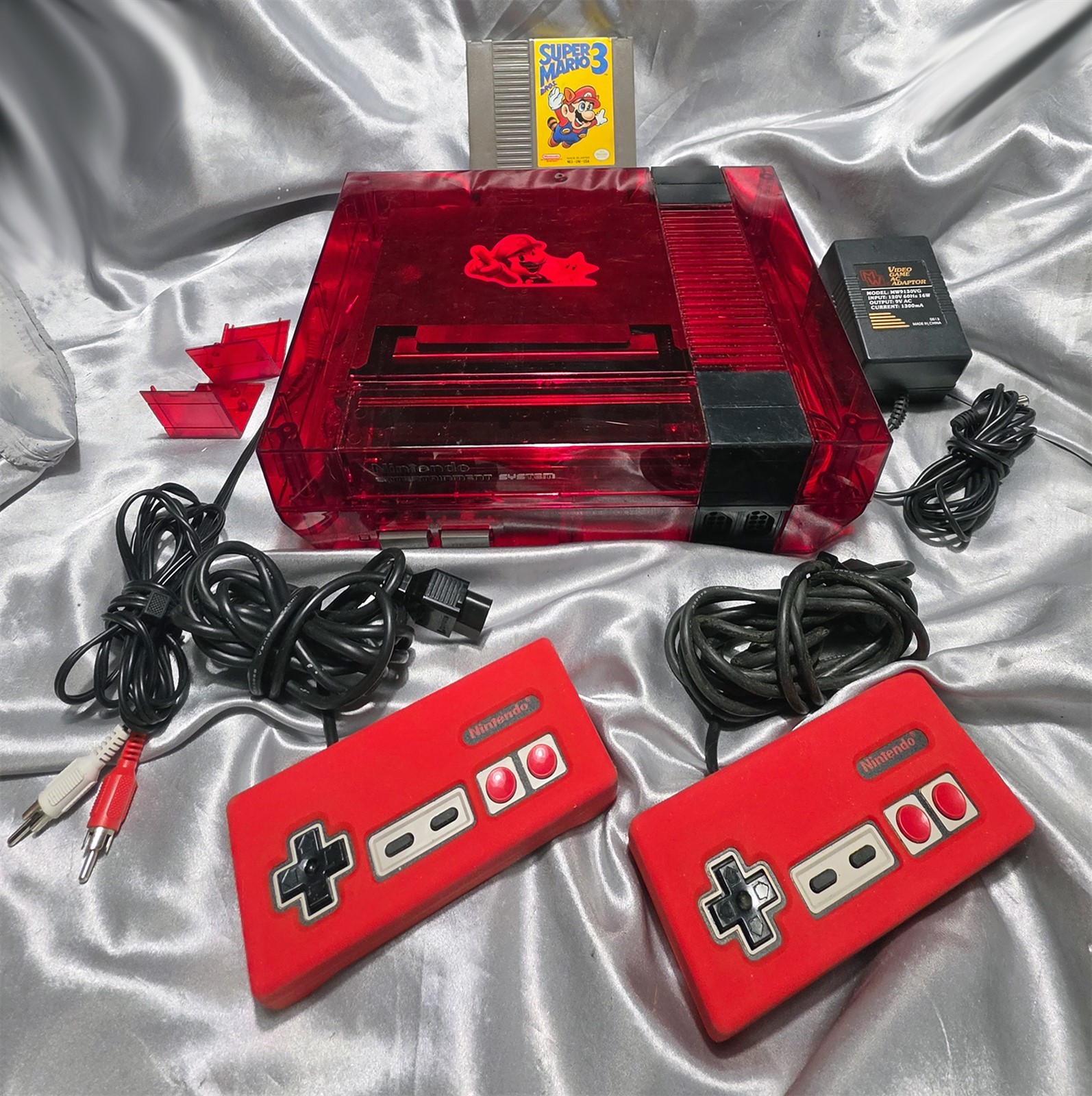 CUSTOM NINTENDO NES GAME CONSOLE CUSTOM RED ACRYLIC CASE NEW PIN SUPER MARIO 3