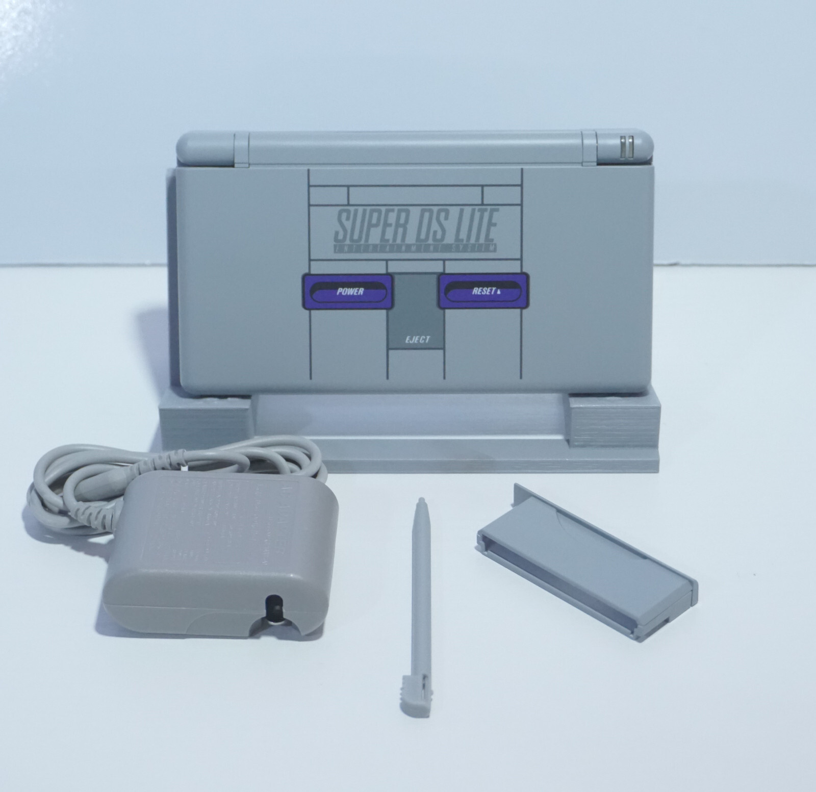 Nintendo DS Lite Super Nintendo SNES Gray Handheld System with Charger & Stylus