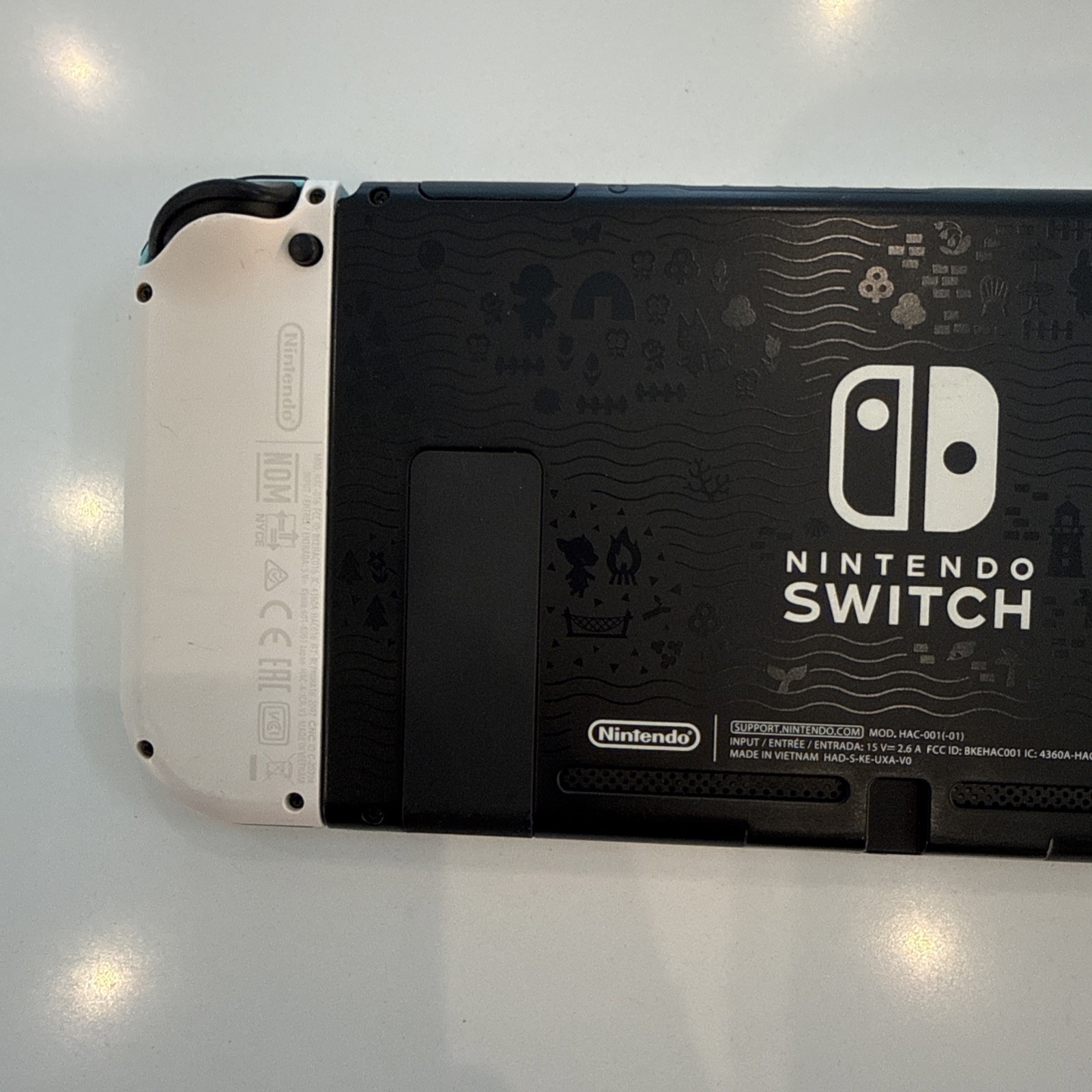 Nintendo Switch Console Multicolor Joy-Cons HDMI USB-C Wi-Fi Capable.Works great