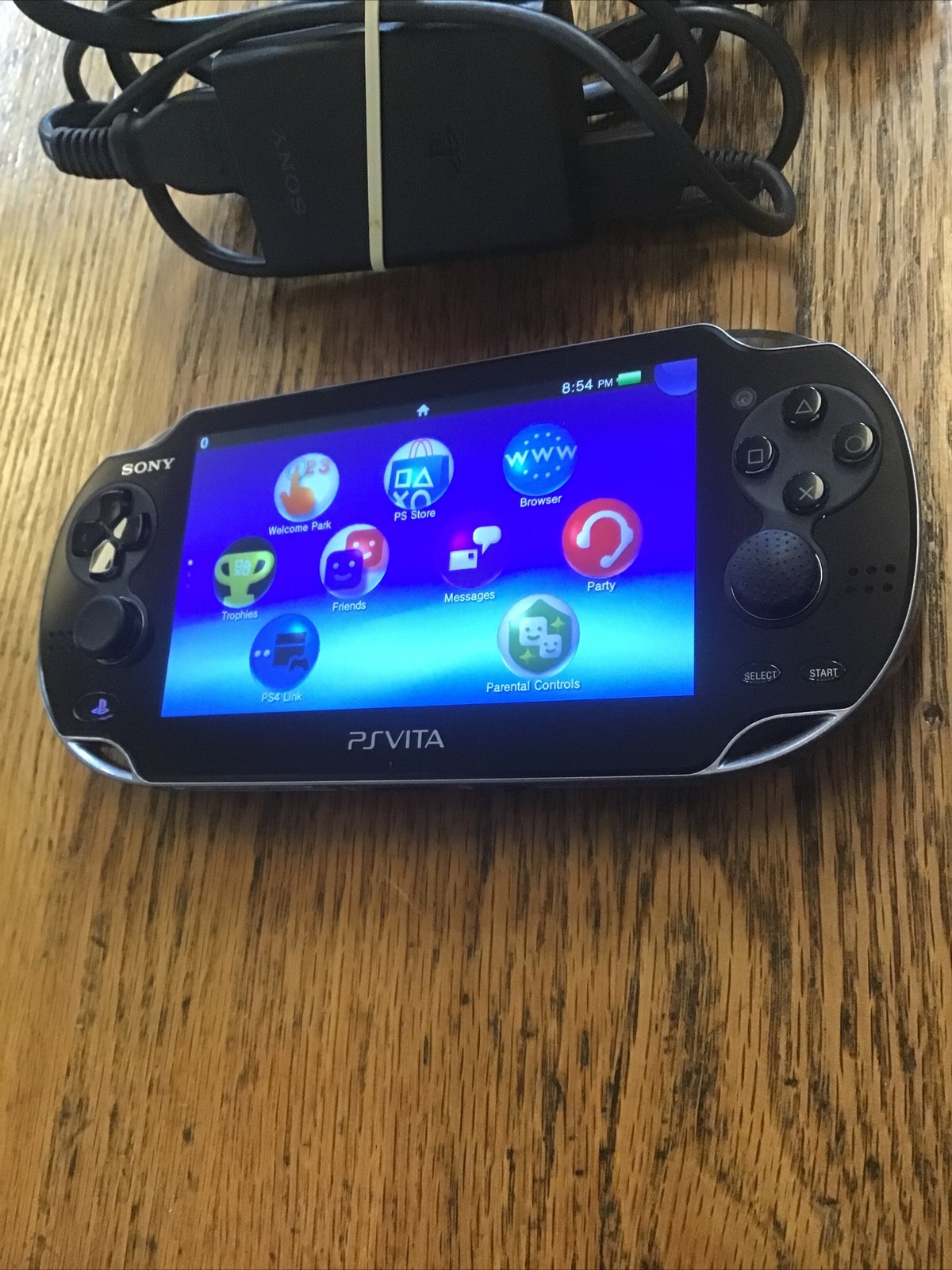 Sony PlayStation Vita PS Vita PCH-1001 Handheld Console Gaming System Black Nice