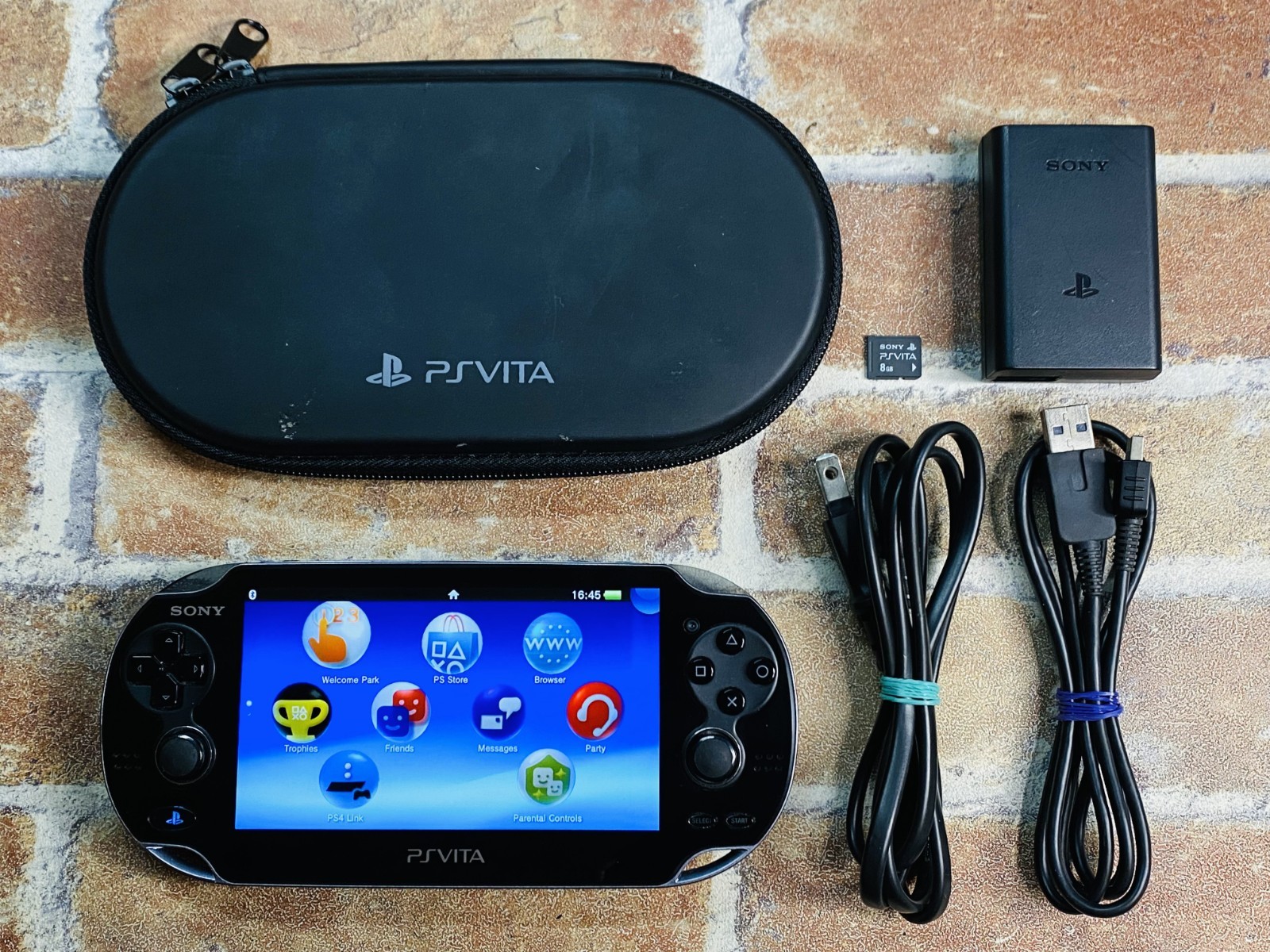 SONY PS Vita PCH-1000 ZA01 Crystal Black Console Charger 8GB Mobile Case EX DDP