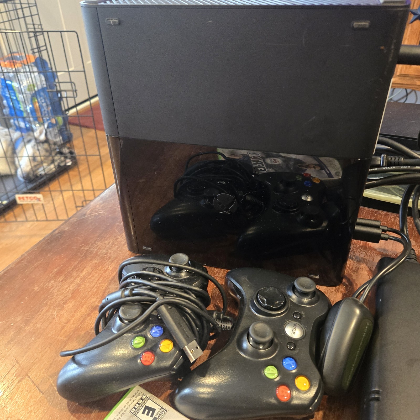 Microsoft Xbox 360 E 250GB Black Console w/2 Controllers, PSU, FIFA 14.