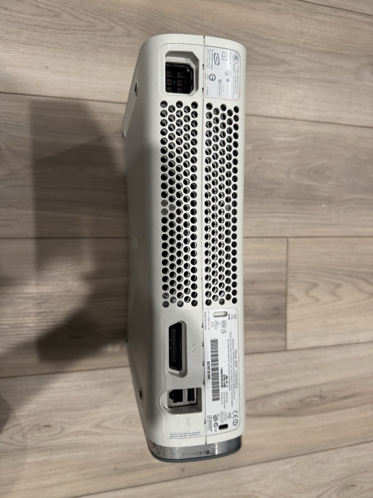 Microsoft Xbox 360 Pro 60GB White Console FOR Parts
