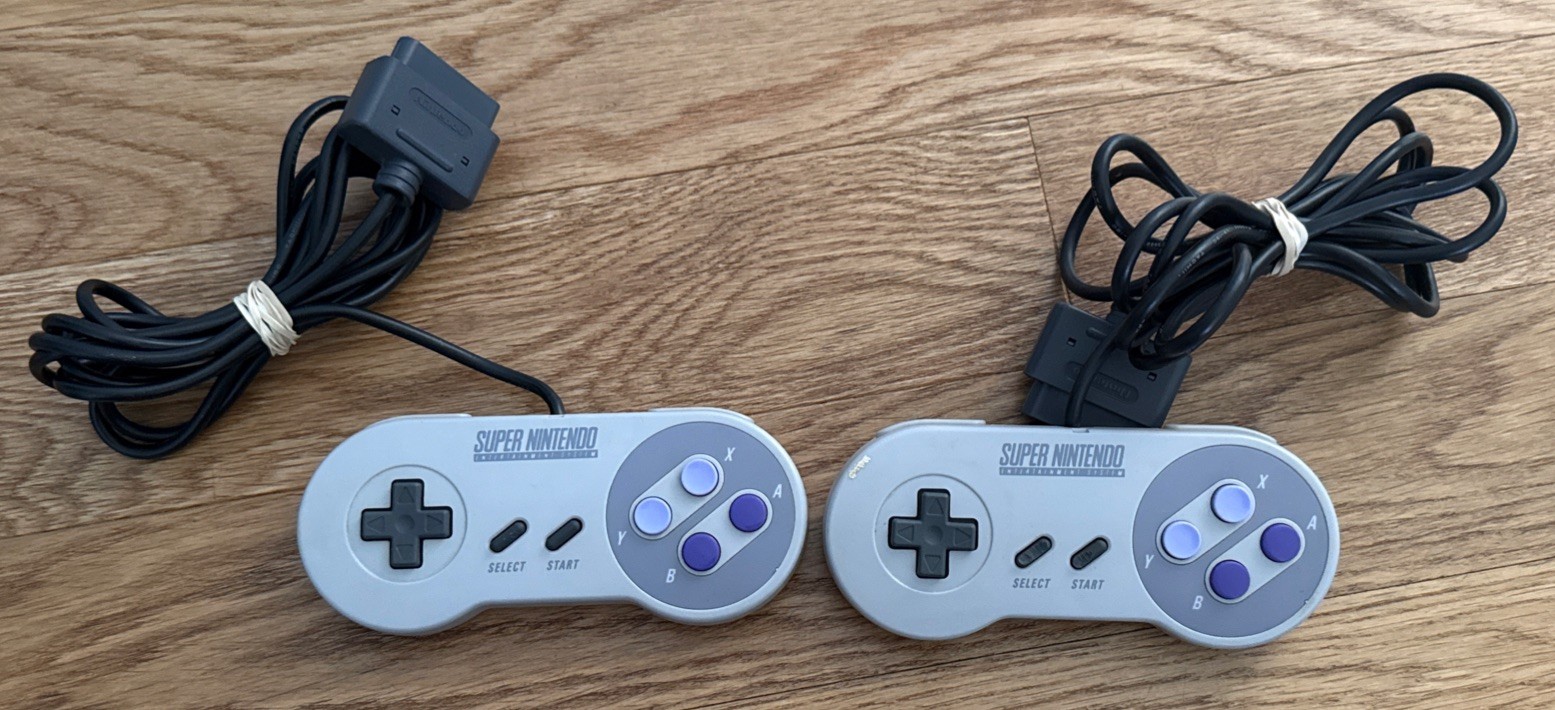 Super Nintendo SNES Super Set CIB Console w/ Box, Super Mario World, OEM Control