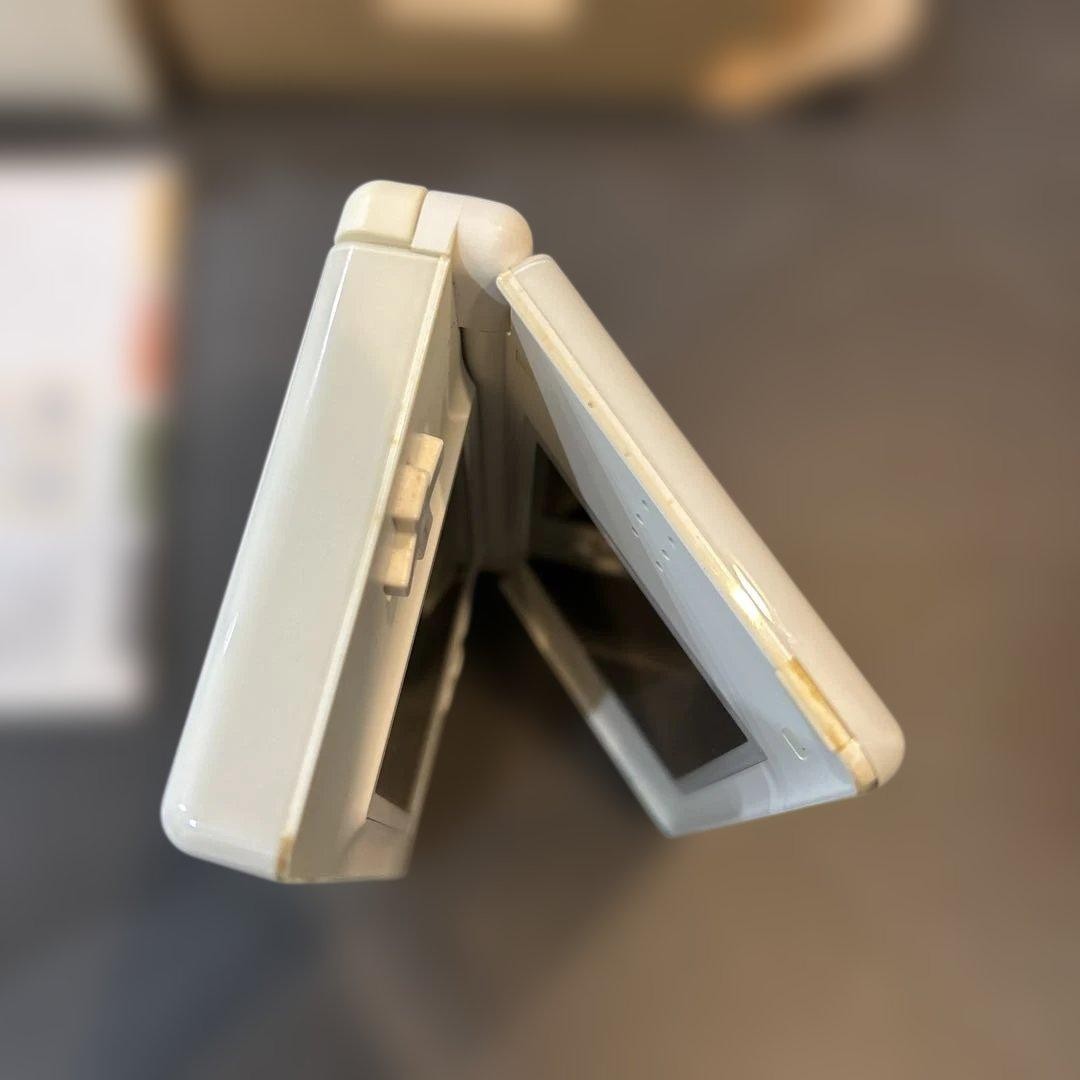 Nintendo DS Lite Crystal White Console Japan Box Charger Hinge Crack
