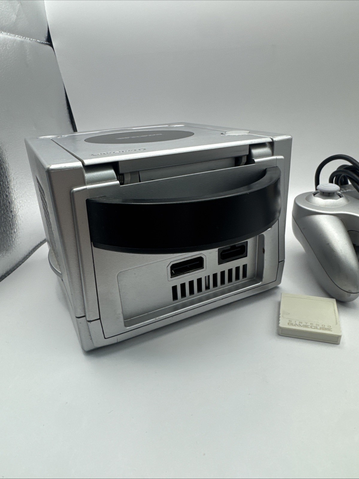 Nintendo GameCube Console DOL-001 Silver with Controller – No Cables – TESTED
