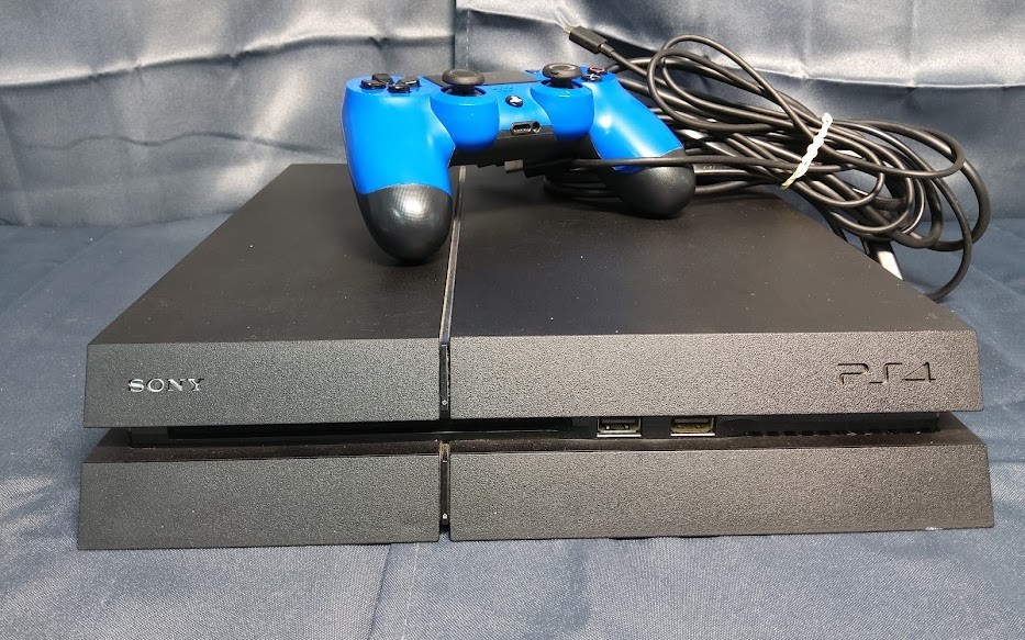 Sony PlayStation 4 500GB Jet Black Console w/BLUE CONTROLLER & CORDS