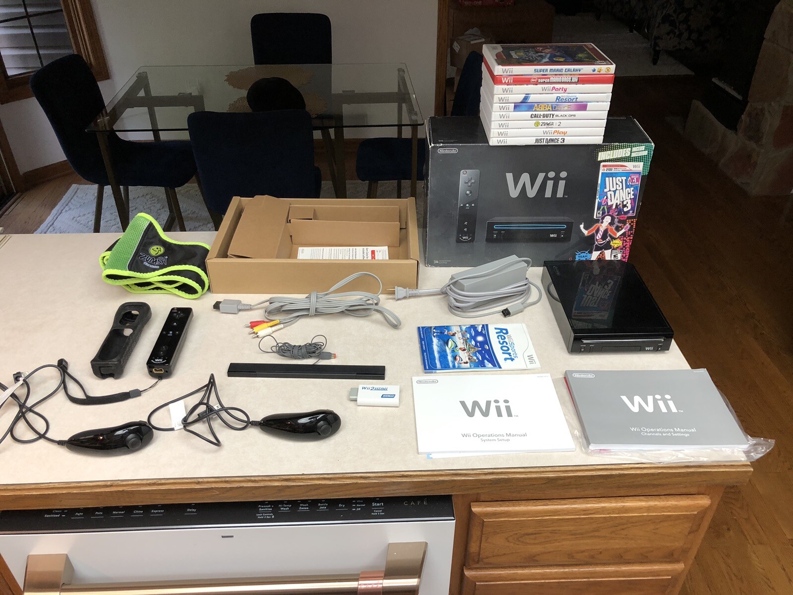Nintendo Wii Black Console Bundle 9 Games Mario, Party, Resort Controller Zumba