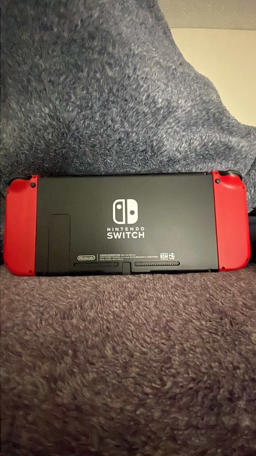 Nintendo Switch Mario Bundle 32GB Console – Black/Red Comes With A Game!