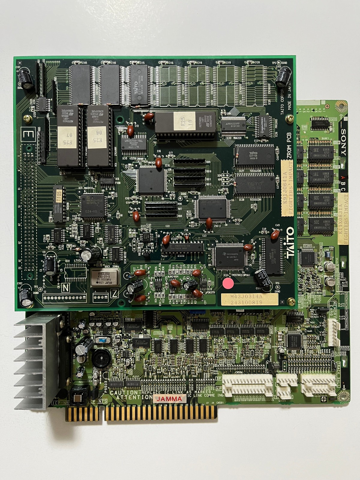 Fighters’ Impact Taito FX-1B System Arcade Game JAMMA PCB Japan