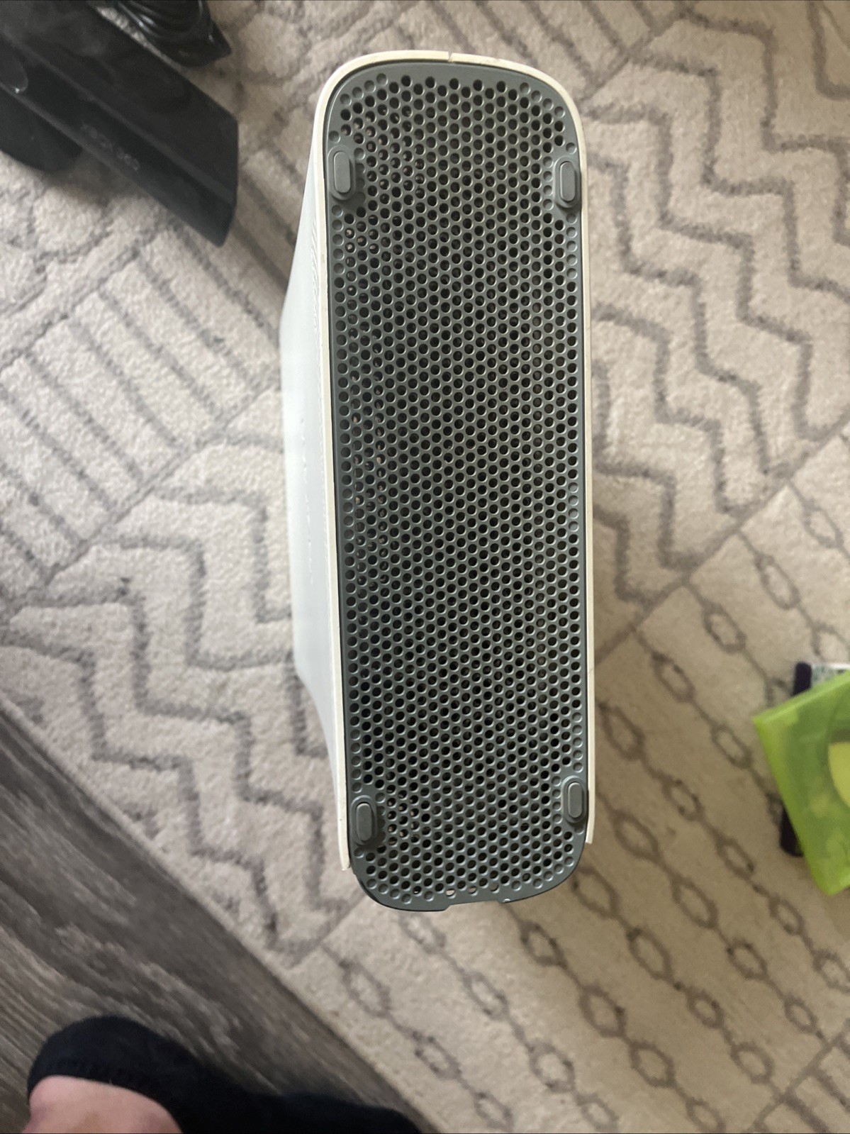Microsoft Xbox 360 Fat, Kinect, 2 Games UNTESTED – For Parts Or Repair