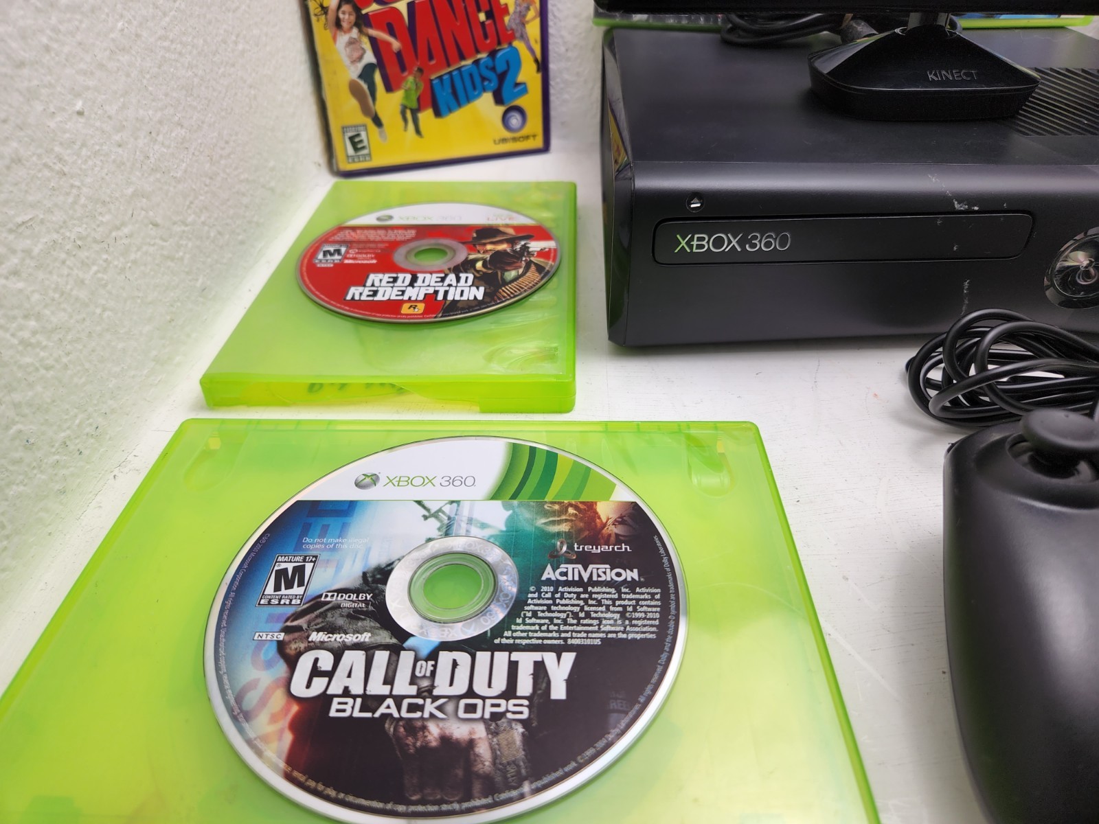 Microsoft xbox 360 slim console w/ kinect bundle – Tested