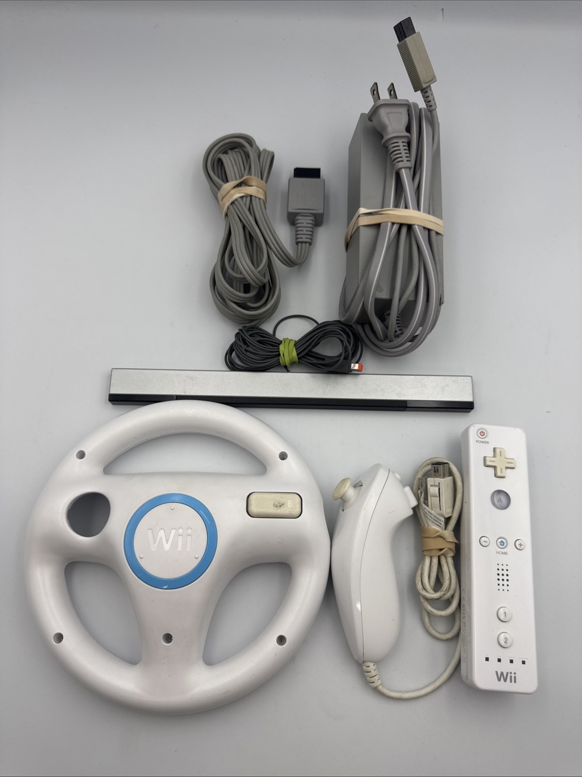 Nintendo Wii Console RVL-001 Bundle w/ Wheel, Controller & 4 Games – Tested